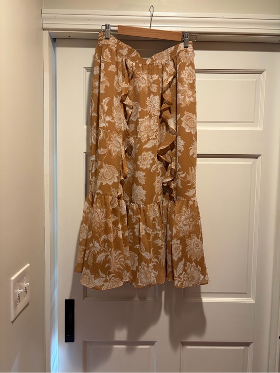LOFT Dresses & Skirts - LOFT Mustard Floral Ruffle Midi Skirt
